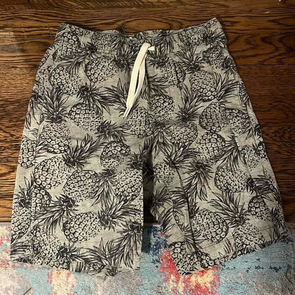 pineapple shorts old navy